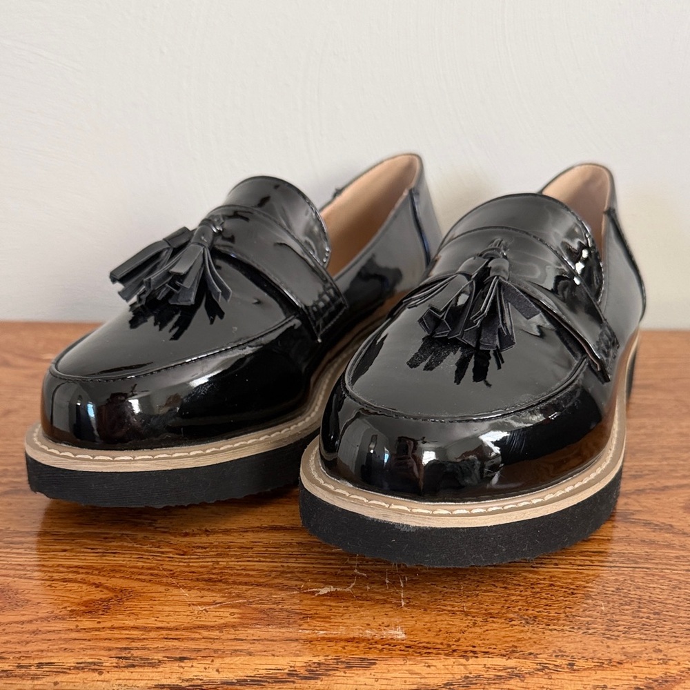 Sleek Black Patent Leather Loafers with Tassels